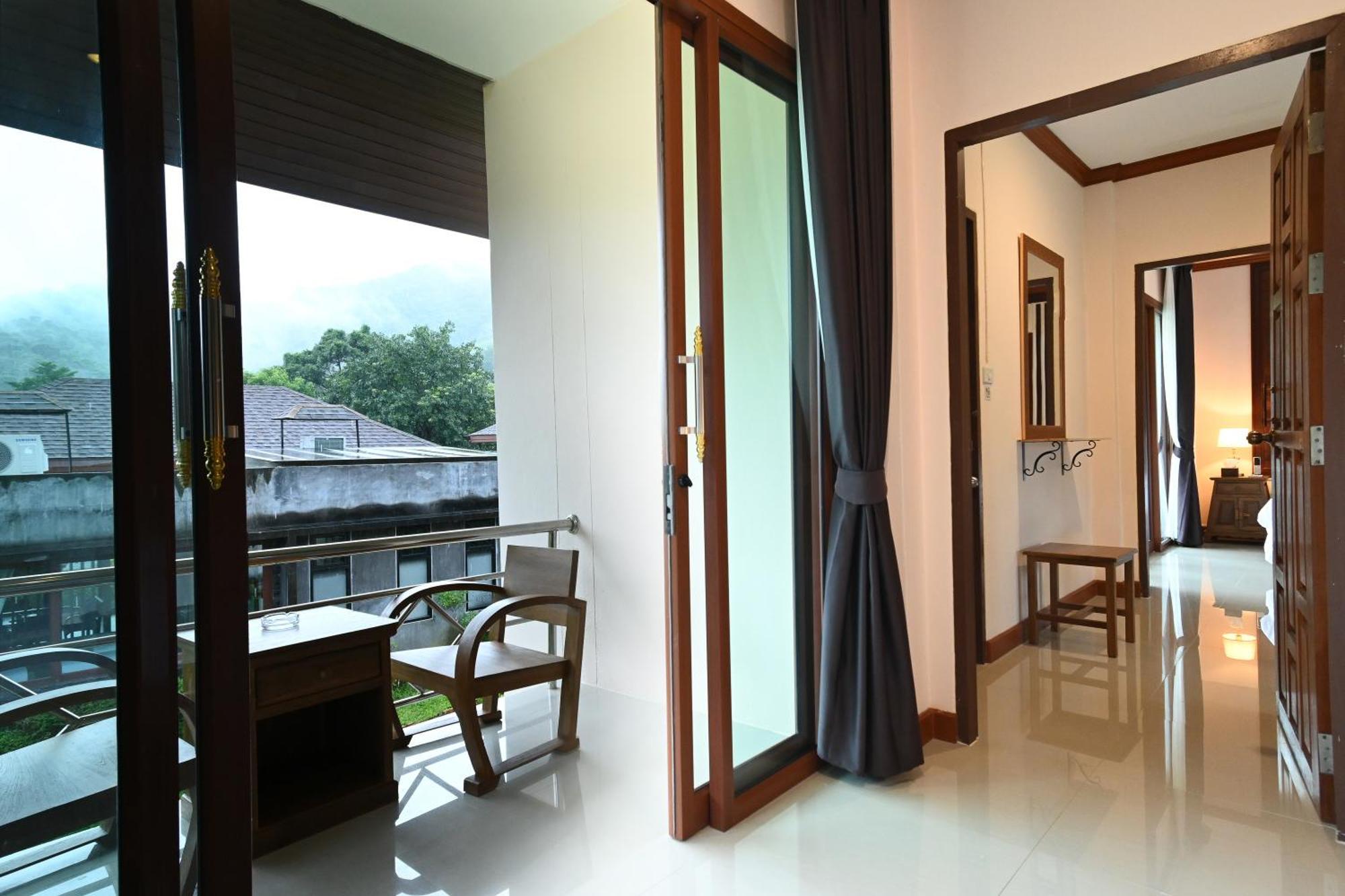 Cascade Tara Hotel Na Mueang Room photo